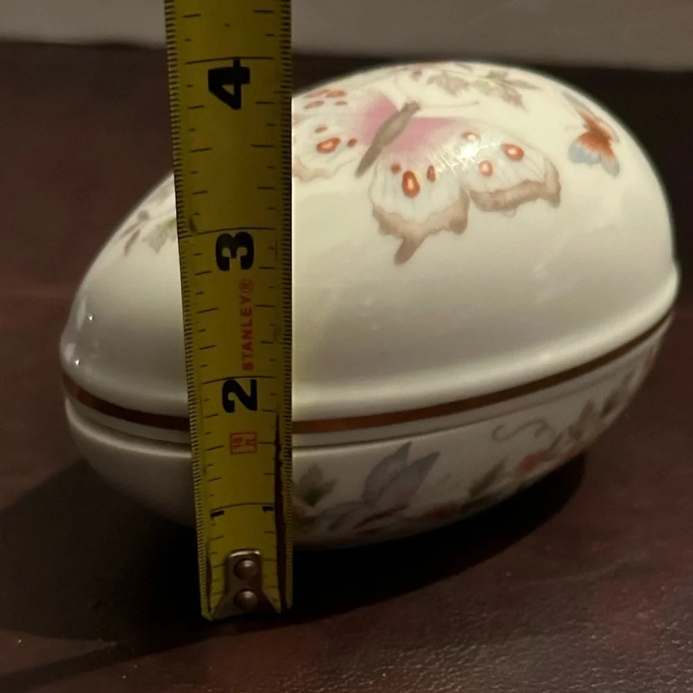 Avon butterfly egg trinket dish